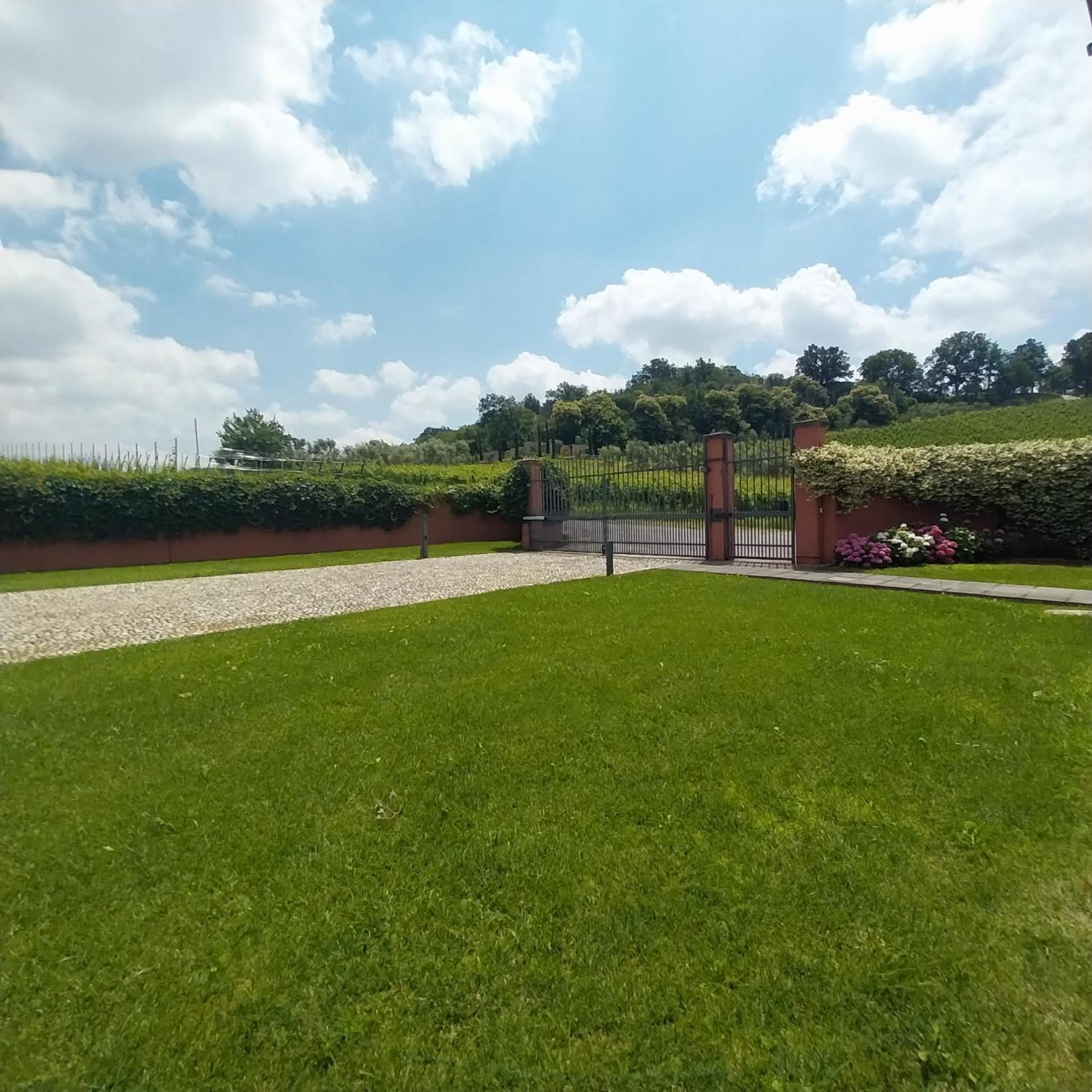 Appartamento Franciacorta Cazzago San Martino Luaran gambar